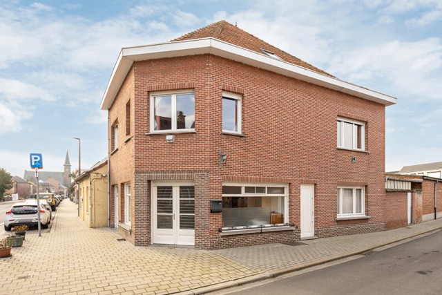 Gezinswoning met tal van mogelijkheden te Berendrecht