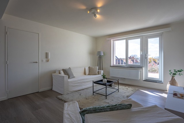 Instapklaar appartement (110 m²) met terras en garagebox