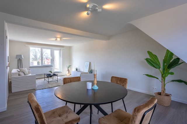 Instapklaar appartement (110 m²) met terras en garagebox