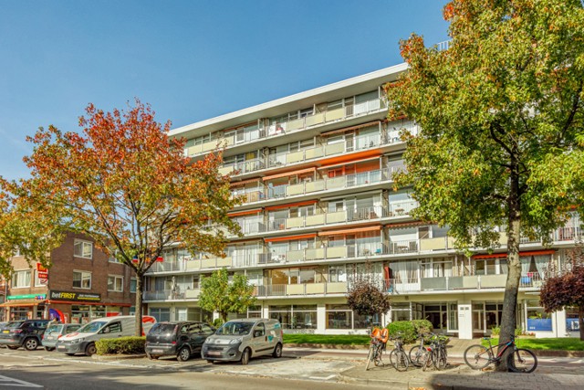Te renoveren 2-slaapkamerappartement met terras en garagebox (EPC B!)